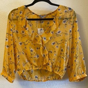 Sheer Floral cropped shirt
